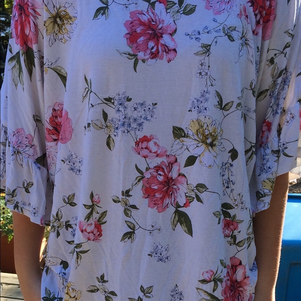 Maurice’s top